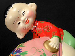 中国雑貨/置物/豚と少年/仲良し首振り人形貯金箱